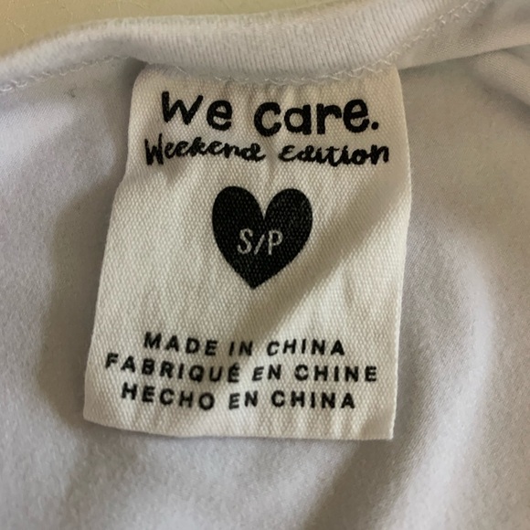 We Care Weekend Edition Rose Embroidered T-Shirt S - Picture 4 of 5